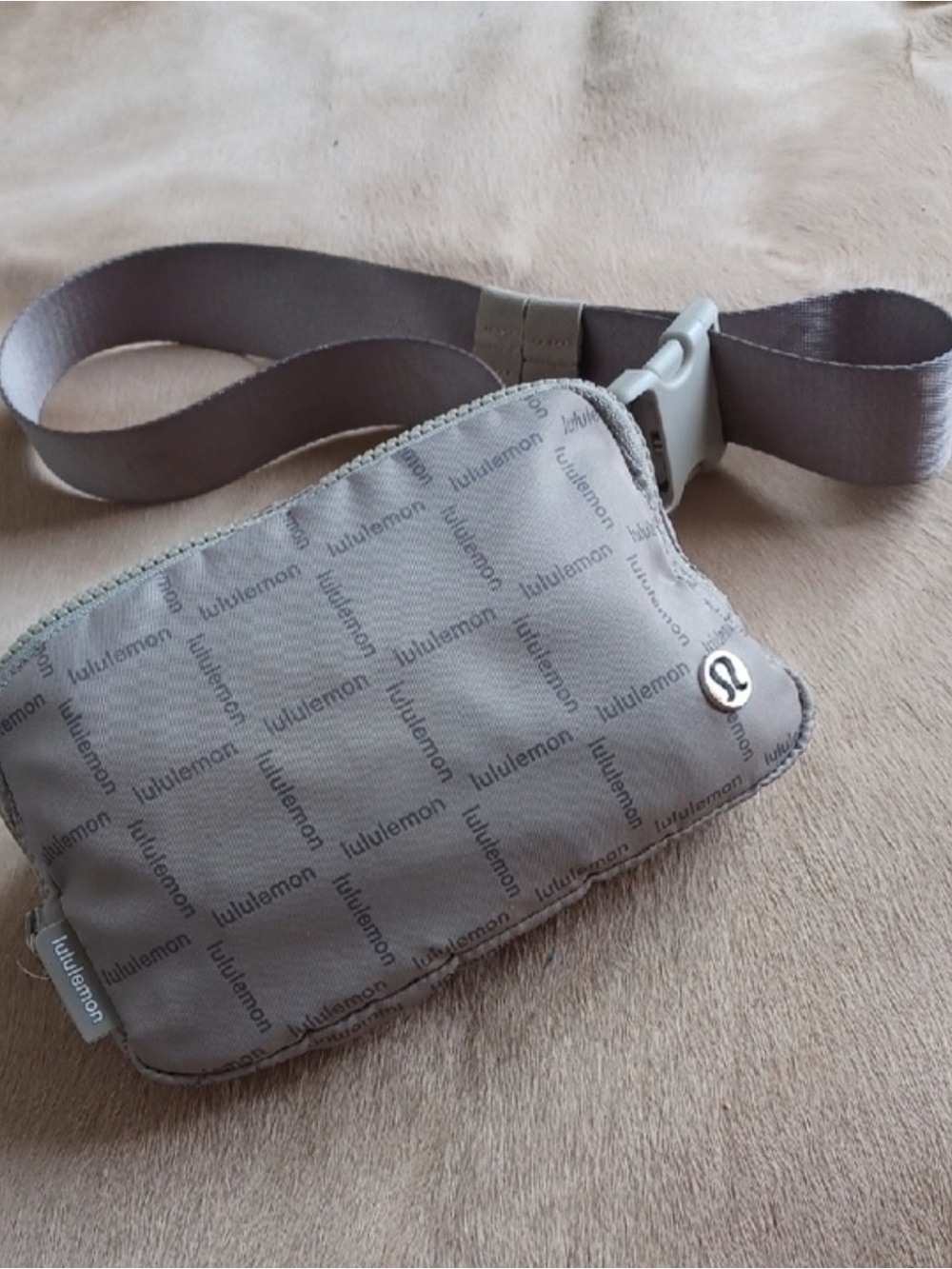 lululemon athletica Light Grey Belt Bag with Logo